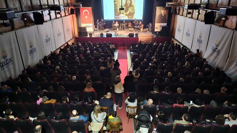 Gölcüklüler Barış Manço'yu en güzel şarkıları ile andı