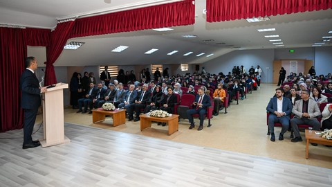 Aktaş Çifti, Uluslararası Model Birleşmiş Milletler Konferansı Kapanış Programına katıldı