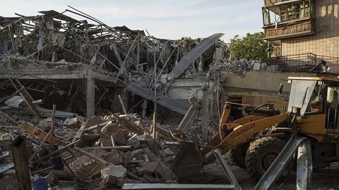 Rusya bir kez daha Ukrayna'yı hedef aldı!