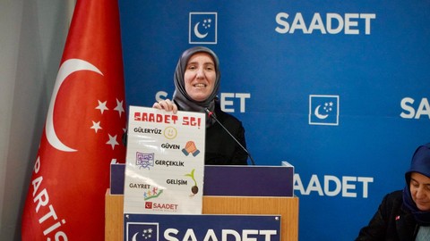 Saadet Partisi Kadın Kolları Genel Başkanı Nurgül Beytiye Ekinci, Kocaeli'yi ziyaret etti