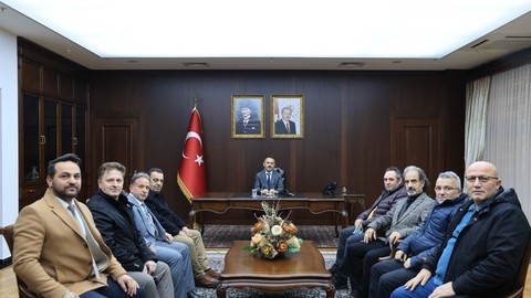 İlhami Aktaş, Gebze Trabzonlular Derneği yeni yönetimini misafir etti
