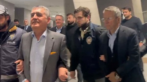 TÜSİAD Başkanı Turan ve YİK Başkanı Aras adli kontrol şartıyla serbest bırakıldı