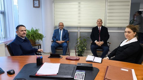 Kocaeli Valisi İlhami Aktaş, Acısu Vergi Dairesi Müdürlüğünü ziyaret etti