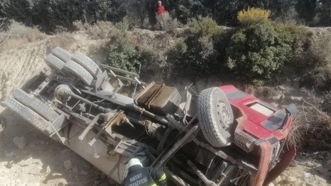 Şarampole devrilen arazözün sürücüsünden acı haber geldi!