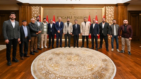 Tekmanlılar Derneği Yönetimi, İlhami Aktaş’ı ziyaret etti
