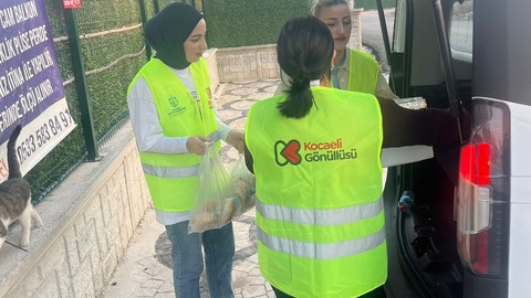Büyükşehir ihtiyaç sahiplerinin sofrasını ısıtıyor