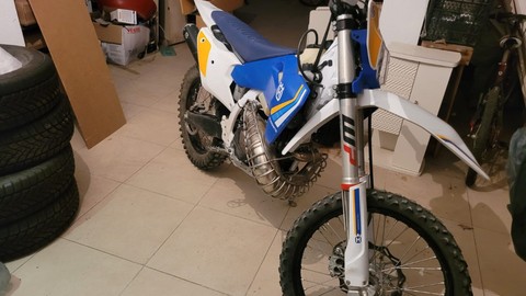 Trafiği tehlikeye atan motosikletli yakalandı