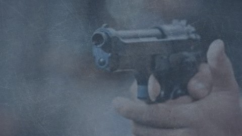 Bayramlaşmaya gittiği evde ruhsatsız silah ateş aldı: Yaralılar var!
