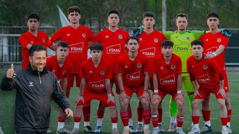 Kullar’ın gençleri de ŞAMPİYON!