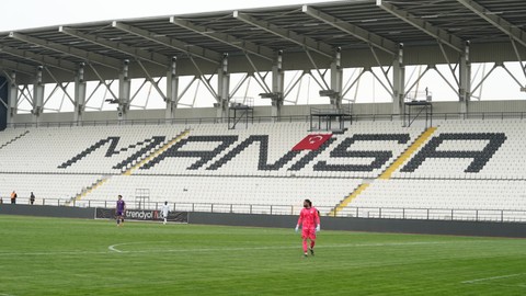 Manisa FK’yı ipleyen YOK!
