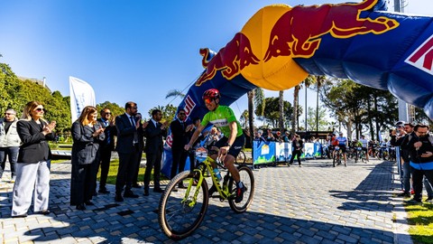 Dağ bisikletçileri pedallara bastı!