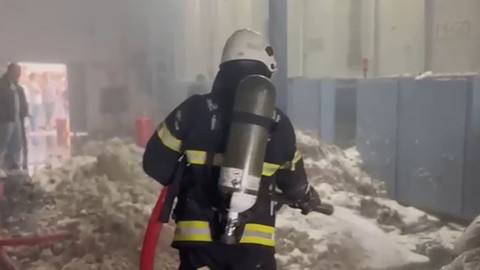 Kahramanmaraş'ta maddi hasarlı fabrika yangını!