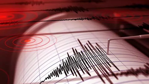 Ege’de korkutan deprem!