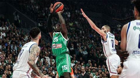 Efes, Panathinaikos'u elinden kaçırdı