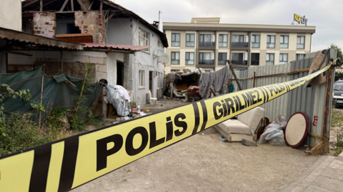 Çocuklarının evinde eski eşini vurdu