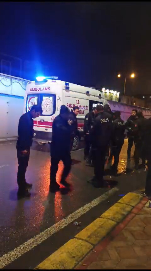 Kaldırımda yürürken silahlı saldırıya uğradı! - Resim : 1