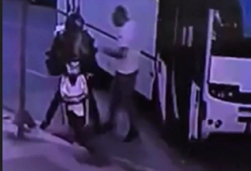 Tartıştığı kuryeyi darp ederek bıçak çekti! - Resim : 1