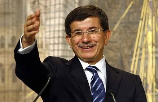 Nevşin Mengü'den flaş Davutoğlu yorumu! - Resim: 2