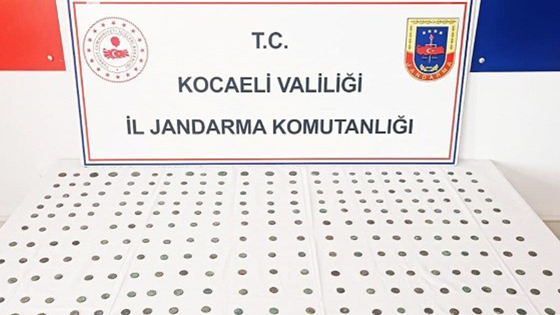 Gebze'de 260 sikke ele geçirildi!