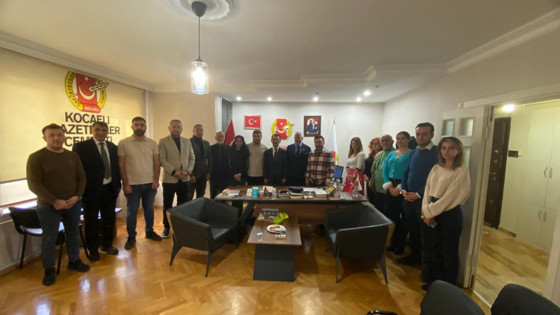 Vali İlhami Aktaş, Kocaeli Gazeteciler Cemiyetini ziyaret etti