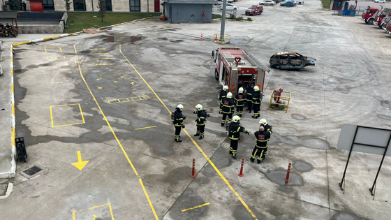 Kocaeli Büyükşehir Belediyesi itfaiyesinden AKUT'a büyük eğitim