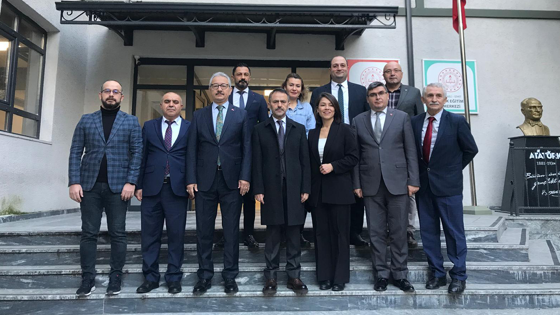 İlhami Aktaş, İzmit Halk Eğitim Merkezi'nde inceleme gerçekleştirdi