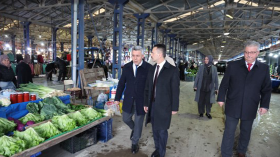 İlhami Aktaş esnaf ile bir araya geldi
