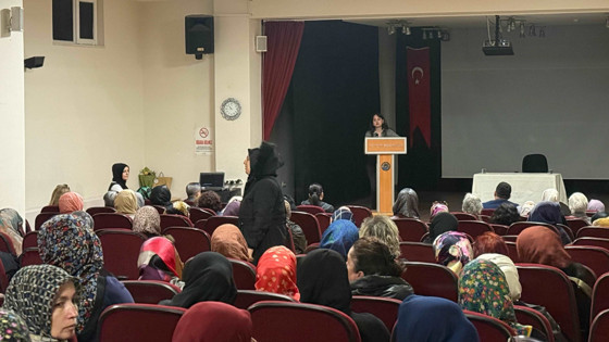 Gölcük'te kanser ve sağlık okuryazarlığı eğitimi düzenlendi