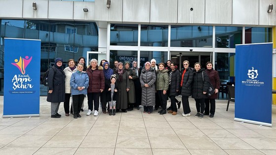 Kocaeli Büyükşehir Belediyesi kadınlar için çalışmaya devam ediyor!