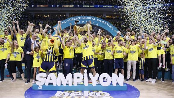 Fenerbahçe Beko Şampiyonluk Kutlaması Saat Kaçta? Fenerbahçe Beko Şampiyonluk Kutlaması Nerede?