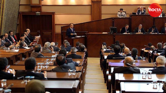 AK Parti'den istifa eden belediye meclis üyesi CHP'ye katıldı