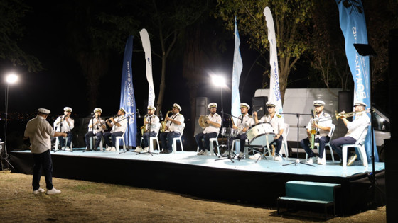 Başiskele sahilinde müzikli eğlence!