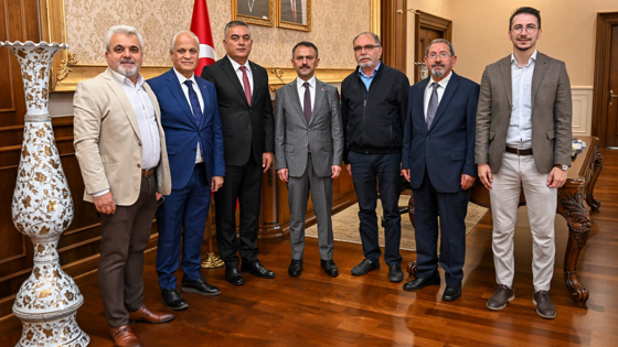 Kocaeli Orta Anadolu İl Dernekleri Platformu İlhami Aktaş'ı ziyaret etti