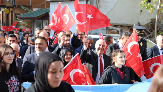 Muzaffer Bıyık: Cumhuriyetimizin 102. yılını milletçe büyük bir gurur ve sevinçle kutluyoruz