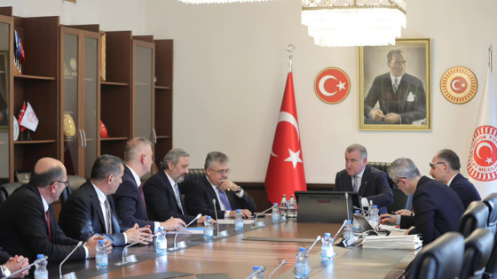 Gölcük'e çok amaçlı spor salonu müjdesi!