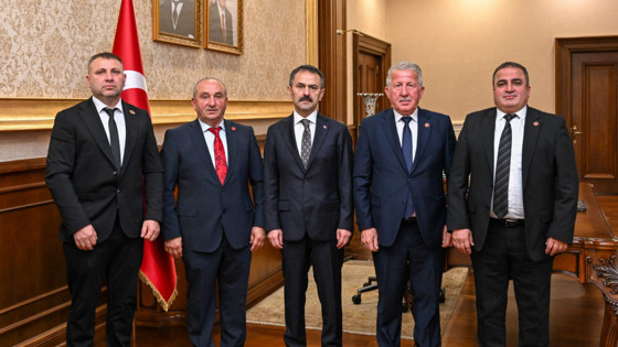 Kandıra Mahalle Muhtarlarından, Vali İlhami Aktaş’a ziyaret