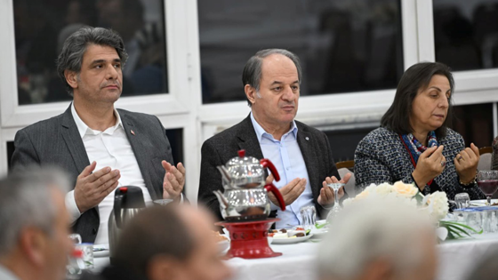 Mustafa Kocaman, muhtarlarla iftarda buluştu