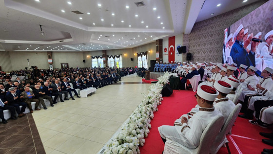 Gölcük’te hafızlık heyecanı: 41 genç hafız icazetini aldı