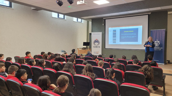 Büyükşehir Zabıtası okullarda bilinçli tüketici eğitimi veriyor