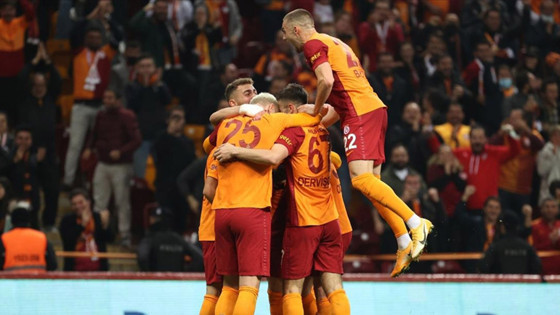 GS KUTLAMA GÜZERGAHI | Galatasaray Şampiyonluk Turu Saat Kaçta, Nerede Başlayacak?