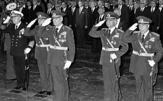 Darbeciler 50 kişiyi idam etti… Türkiye'nin kara lekesi 12 Eylül - Resim: 5