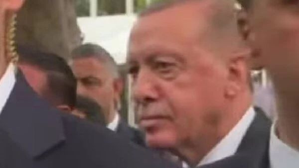 Erdoğan'ın konvoyunun da önü kesildi - Resim: 6