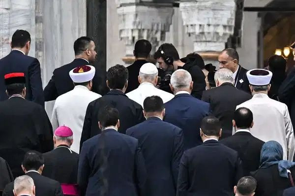 Papa 14. Leo ziyaretinde dikkat çeken ayrıntı - Resim: 6