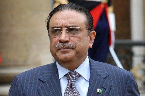 Pakistan Cumhurbaşkanı Zerdari hastaneye kaldırıldı - Resim: 1