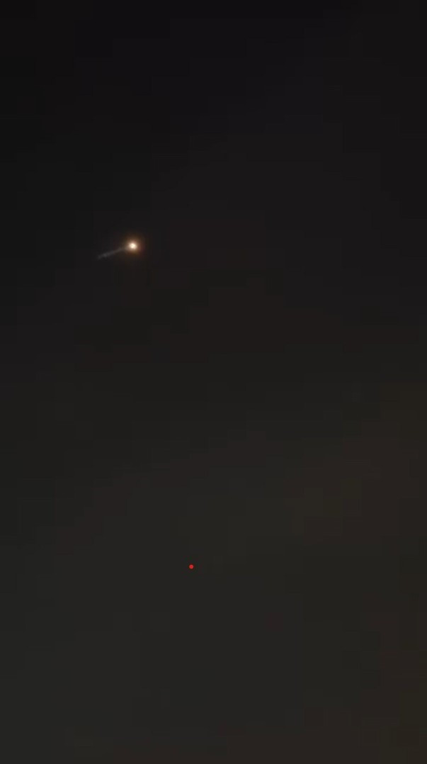 Görenler gözlerine inanamadı! İstanbul'a göktaşı düştü iddiası! - Resim : 1