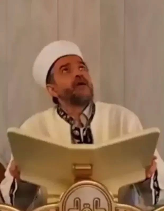Depreme Camide Yakalanan İmam Zor Anlar Yaşadı - Resim: 1