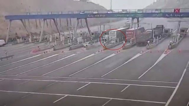 Kuzey Marmara Otoyolu'nda feci kaza! - Resim: 1