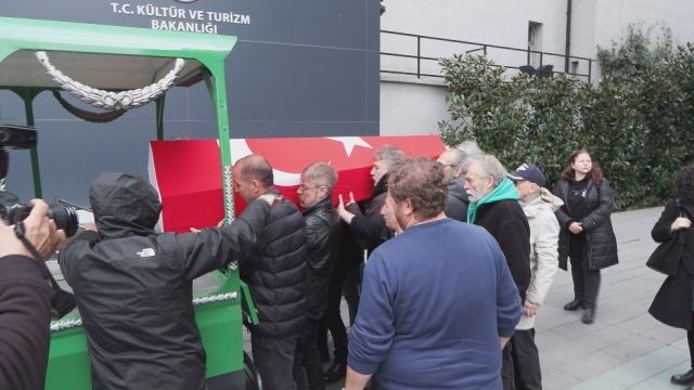 Ünlü sanatçının ardından duygusal paylaşım - Resim: 7