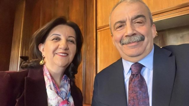 Pervin Buldan üzüntüden çöktü - Resim: 7