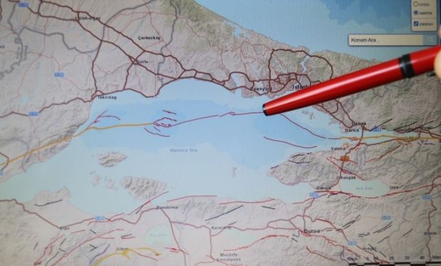6 Şubat depremlerini bilen isimden 7.4'lük deprem uyarısı - Resim: 1